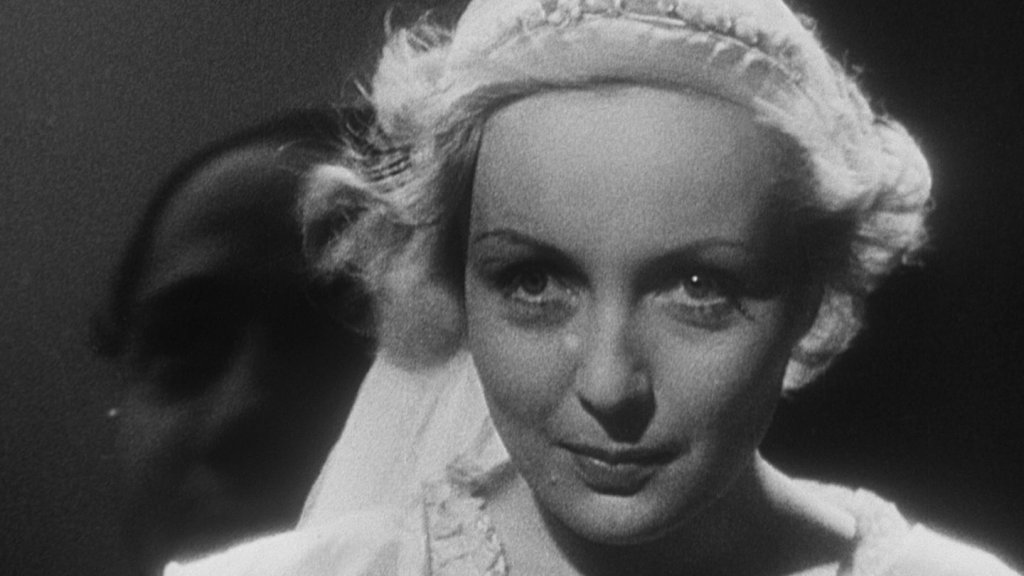 Capitolo 351: Because The Night